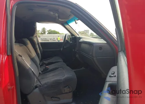 2000 Chevrolet Silverado 1500 Ls from USA, damaged, VIN 1GCEK14T6YE148744